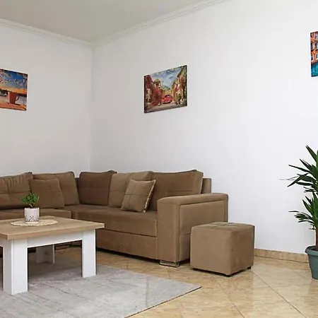 Spacious Central *