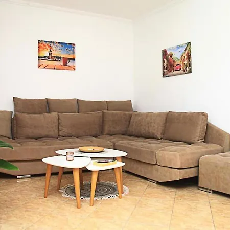 Διαμέρισμα Spacious Central *
